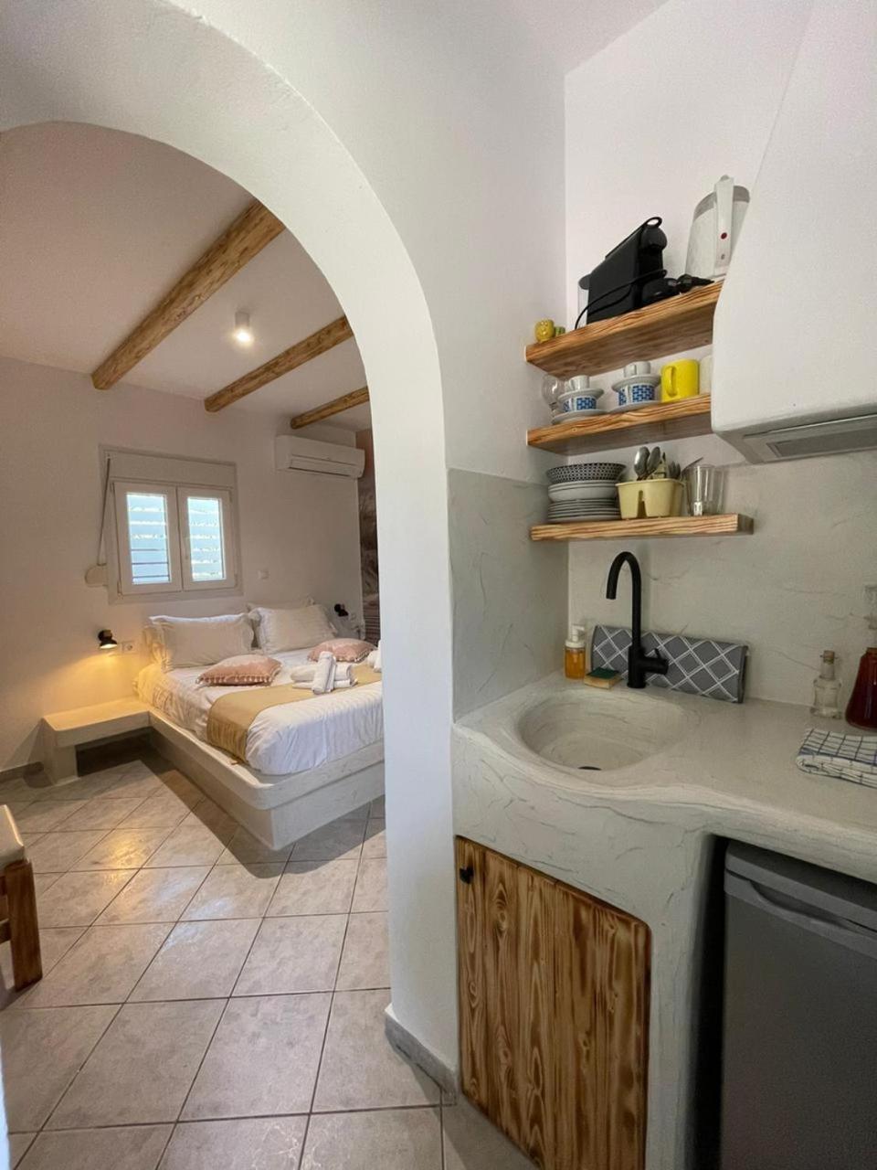 Michaella Studios Plaka  Bagian luar foto